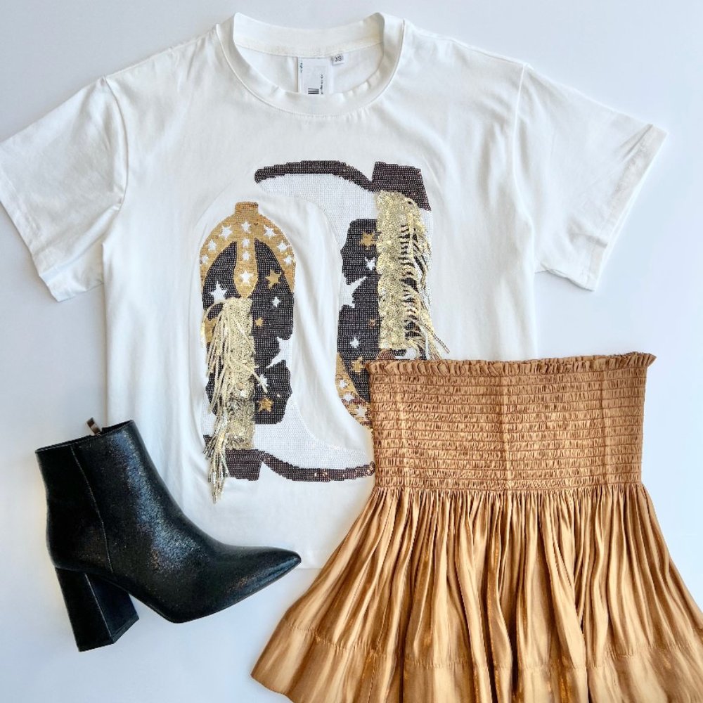 Fringe boot tee- black and gold
